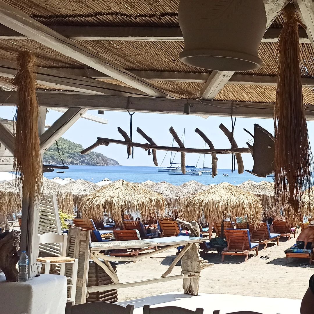 Kanali Beach Bar Restaurant